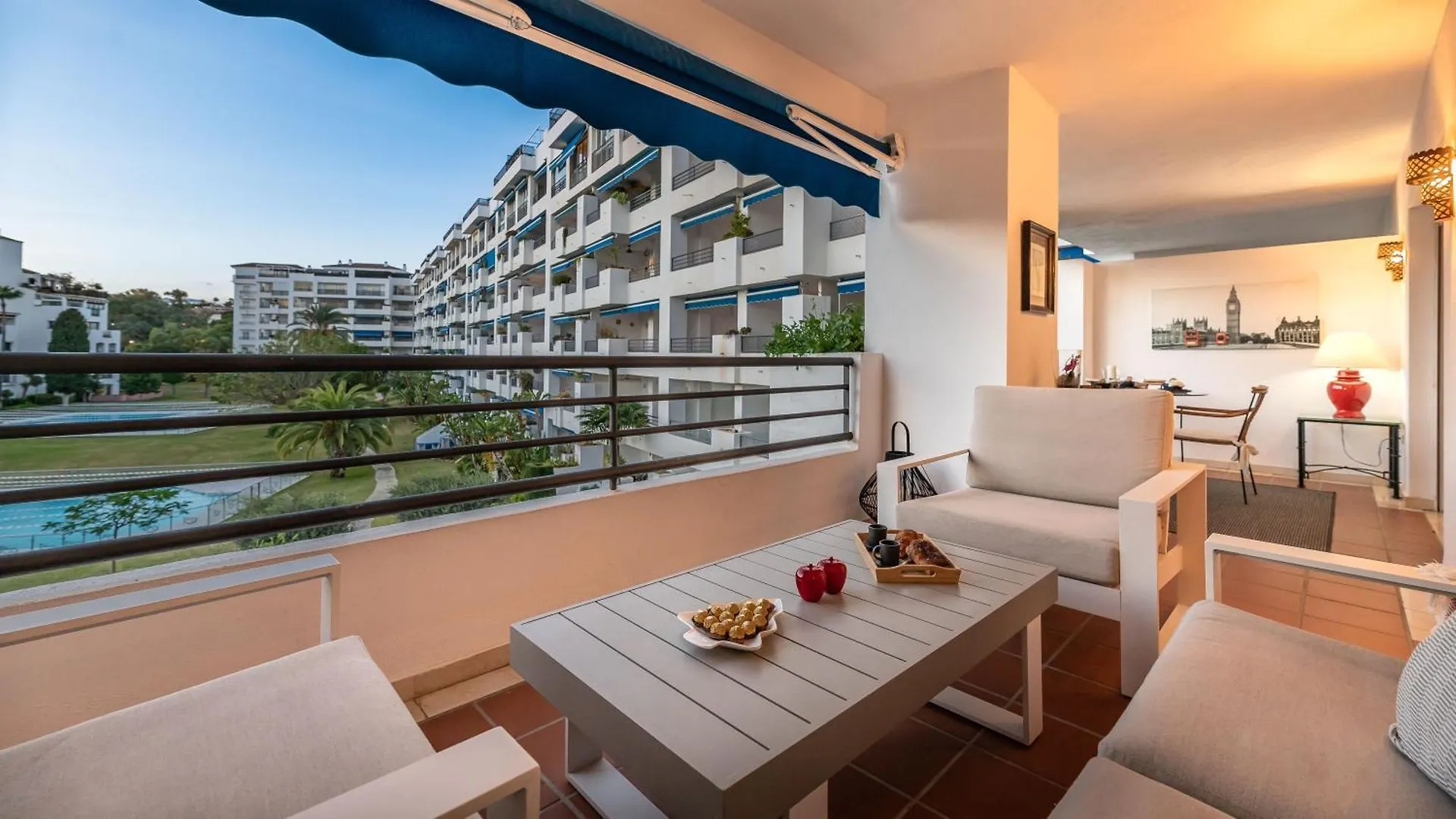 Urban Exclusivity At Puerto Banus Apartment Marbella