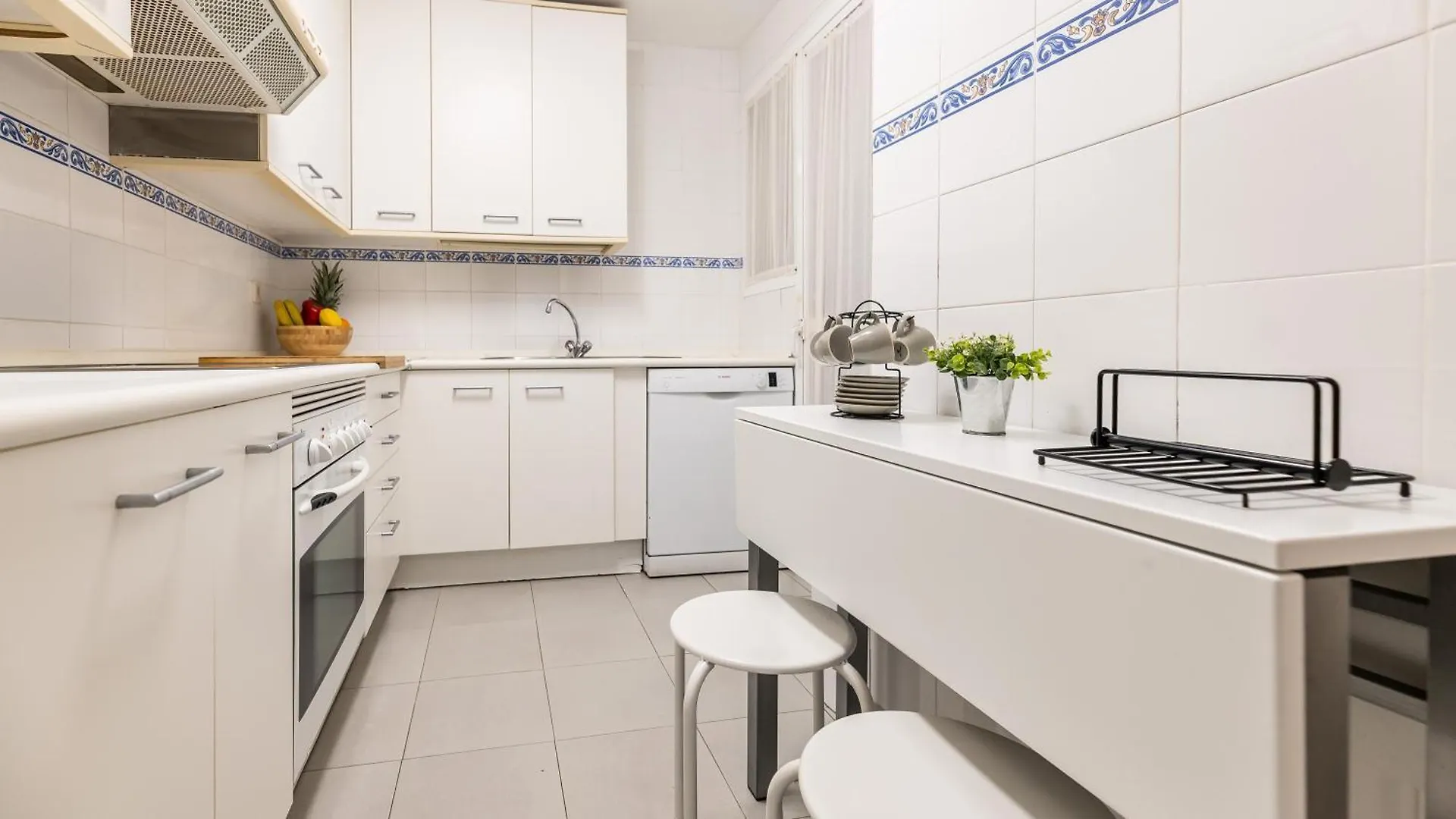Urban Exclusivity At Puerto Banus Apartment Marbella
