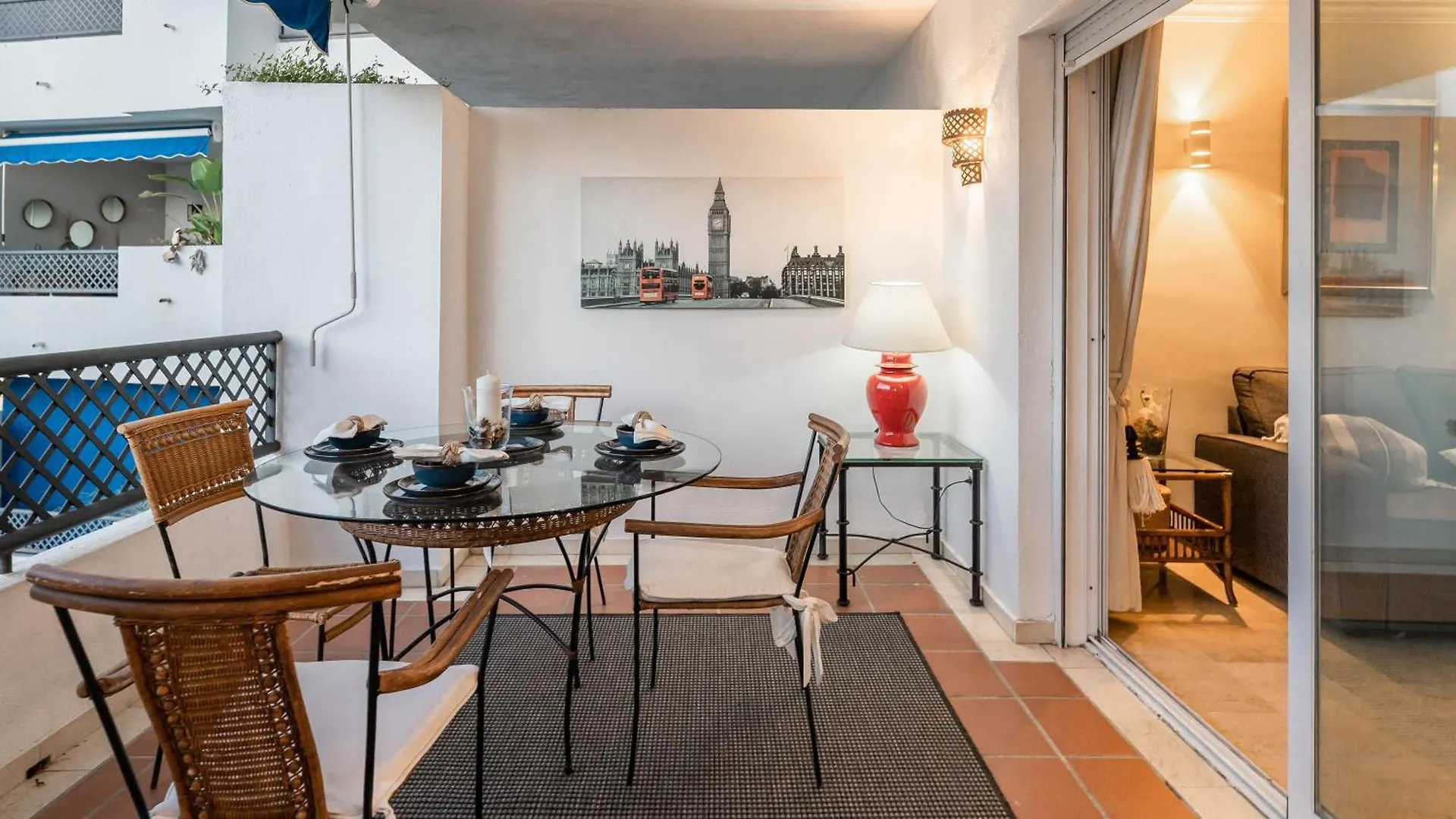 Urban Exclusivity At Puerto Banus Apartment Marbella