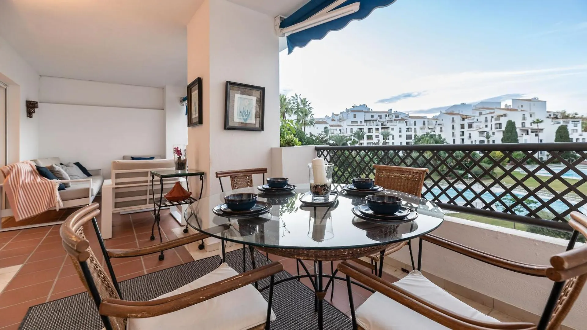 Urban Exclusivity At Puerto Banus Apartment Marbella