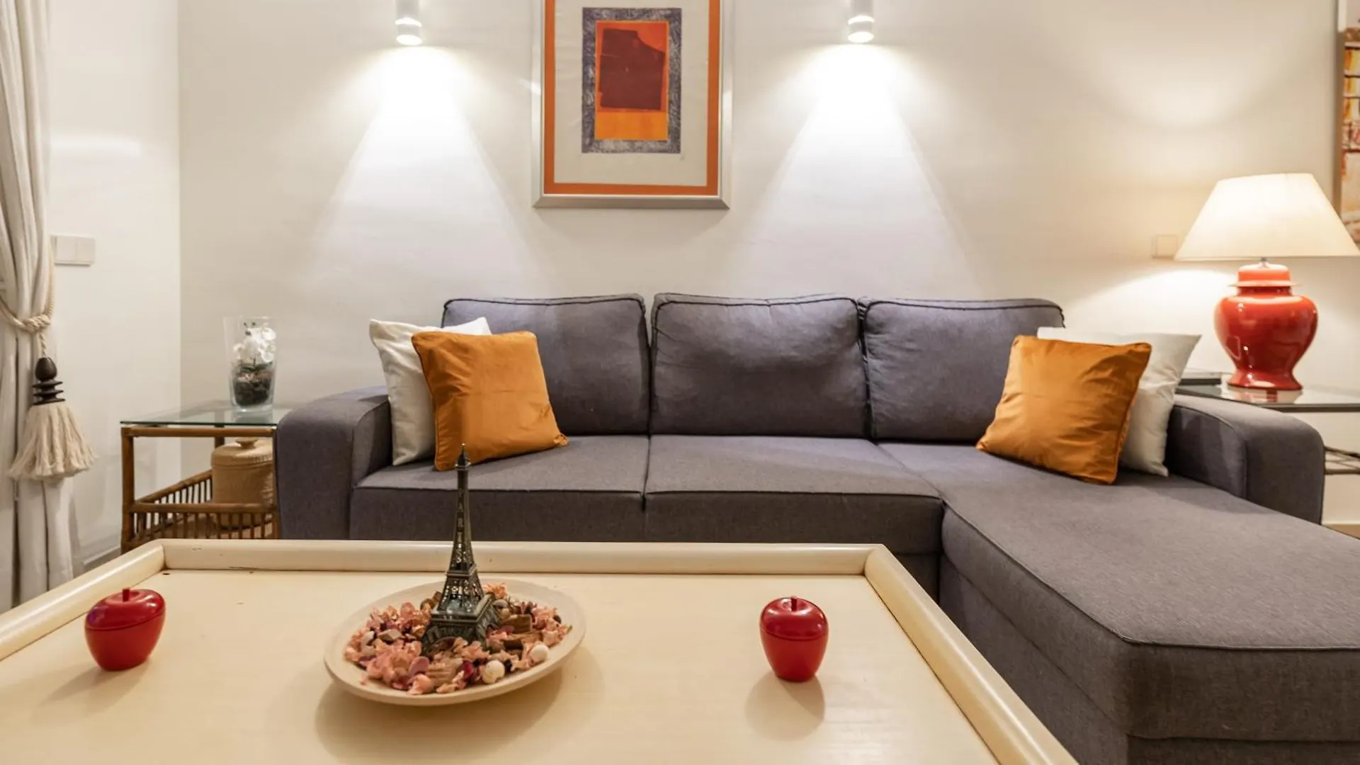 Urban Exclusivity At Puerto Banus Apartment Marbella